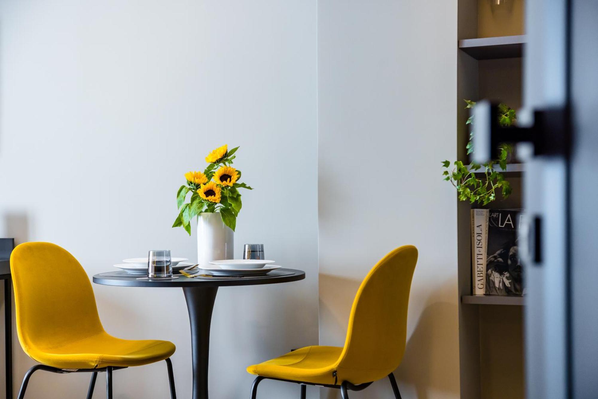 Mh Suites Plebiscito Neapol Exteriér fotografie