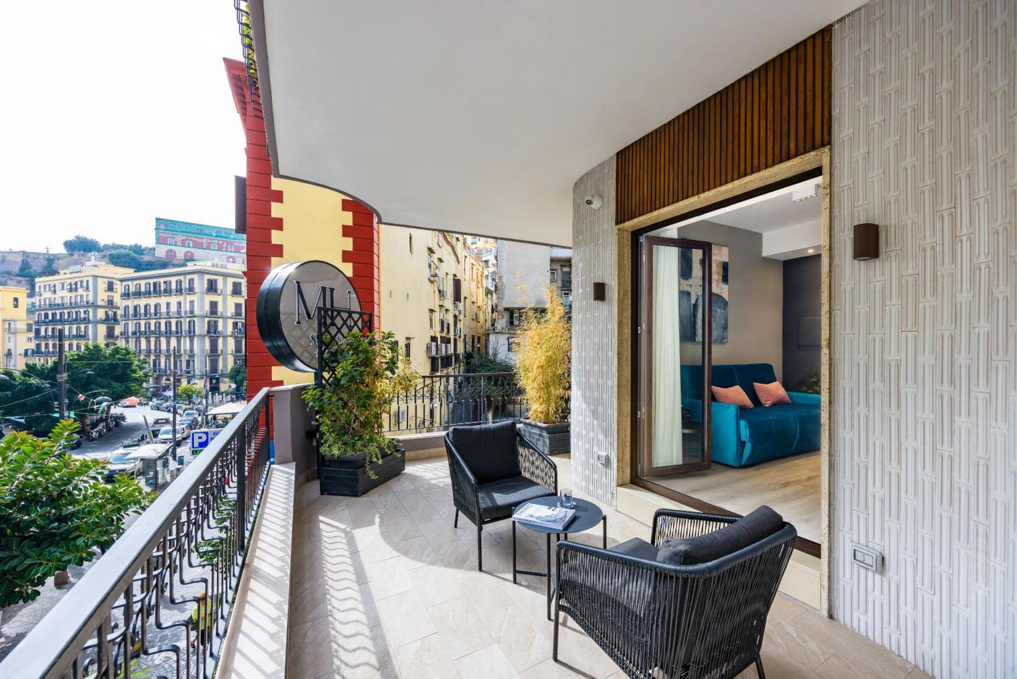 Mh Suites Plebiscito Neapol Exteriér fotografie