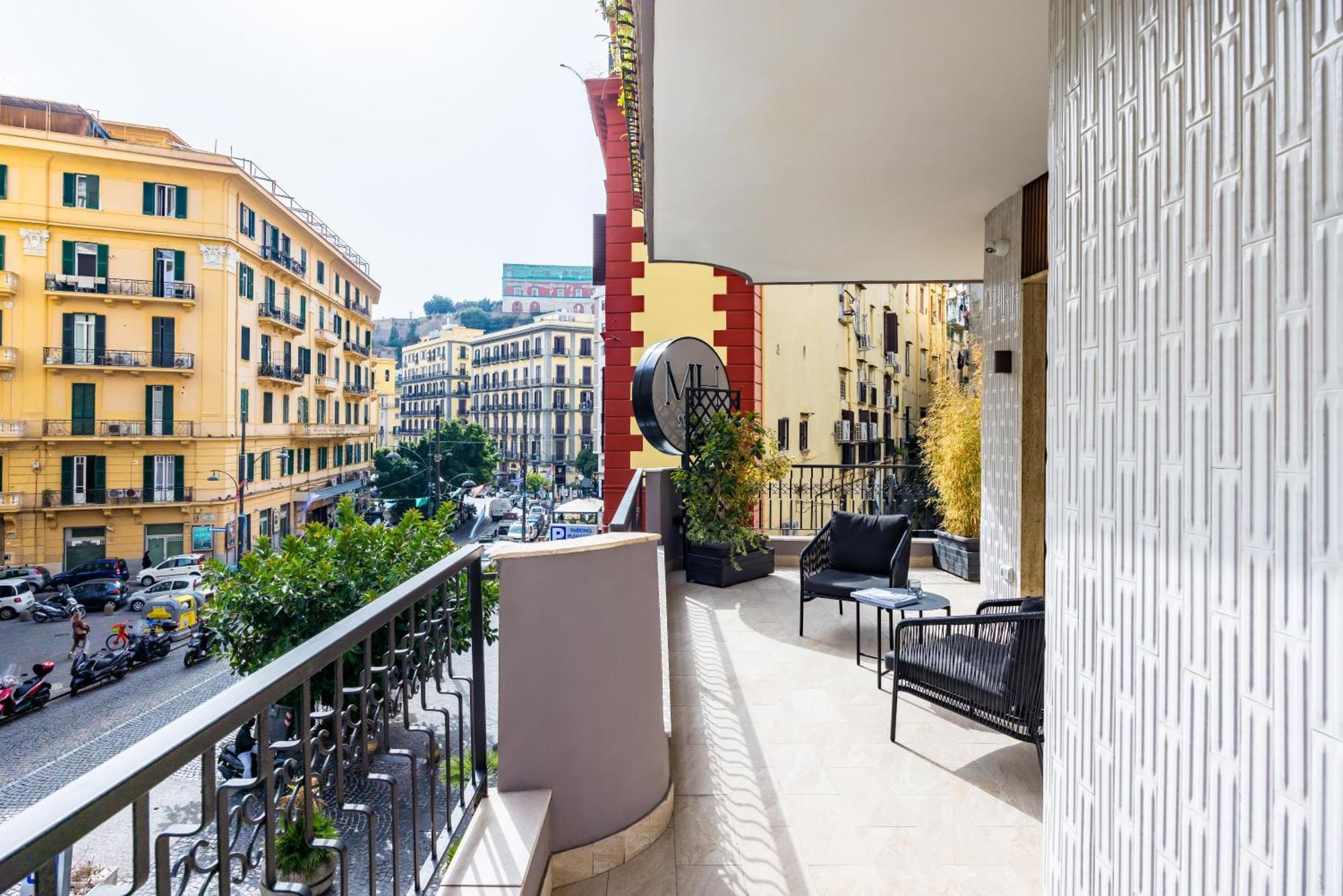 Mh Suites Plebiscito Neapol Exteriér fotografie